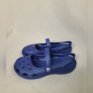 Crocs Shayna Clogs 5 Women Mary Jane Blue  Rubber Slingbacks Comfort Shoes
